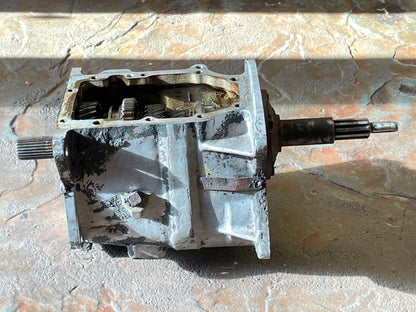 Jeep CJ T176 4 speed manual transmission CJ5 CJ7 CJ8 AMC Tremec NO TOP COVER