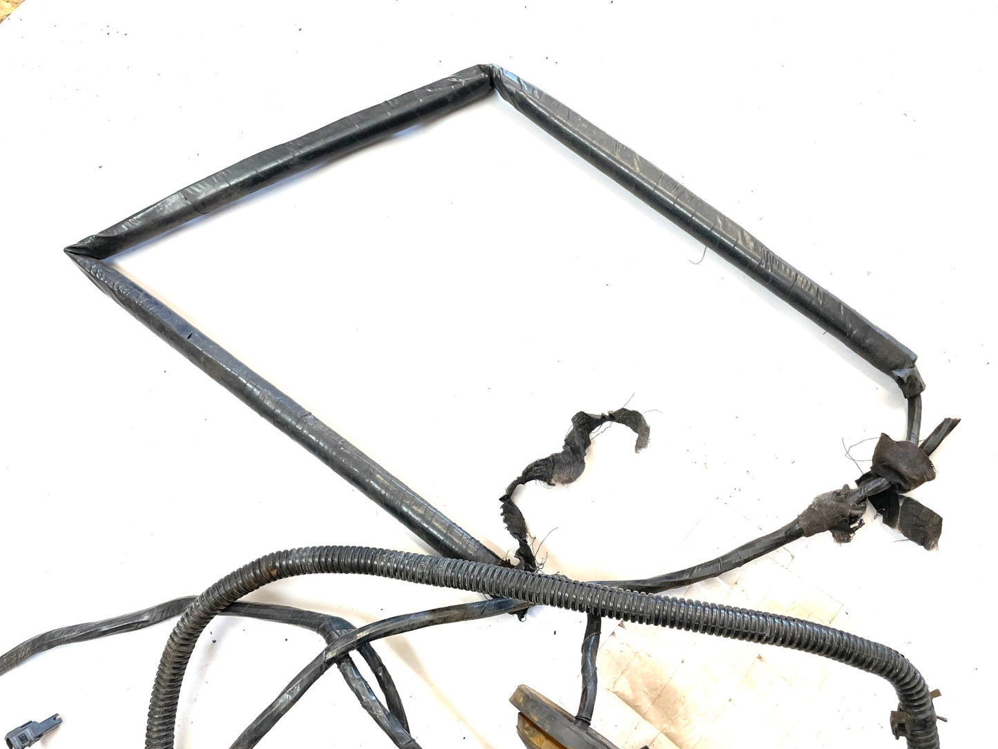 2000 Jeep TJ Wrangler dash n tail light wiring harness 4 cylinder 2.5 manual