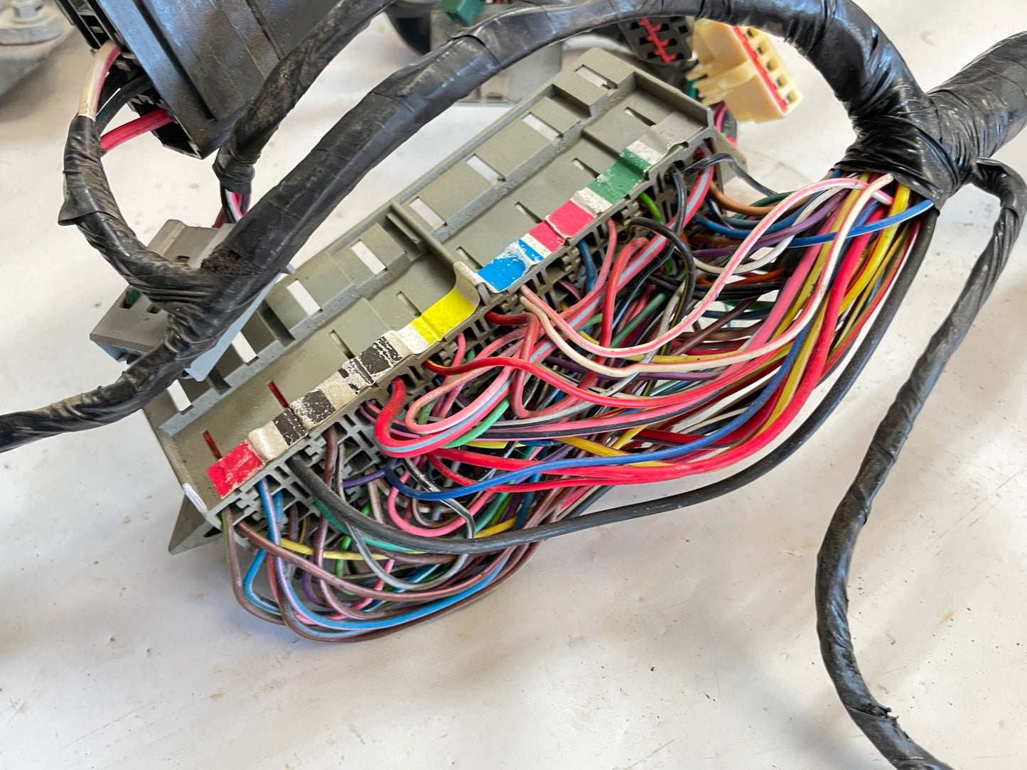 2000 Jeep TJ Wrangler dash n tail light wiring harness 4 cylinder 2.5 manual