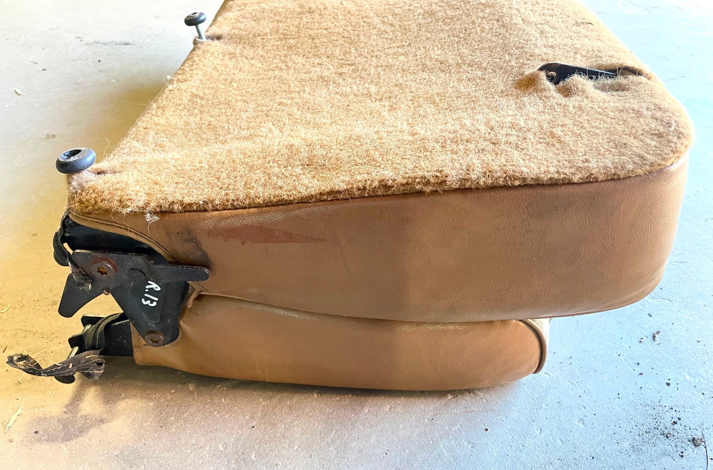 Jeep YJ Wrangler back seat with bracket CJ7 Tan Spice factory folding Rio Grande