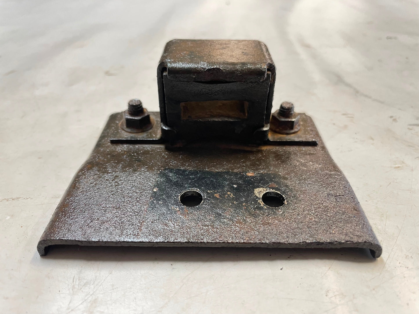 Soporte de suspensión de escape de fábrica para Jeep CJ7 AMC 