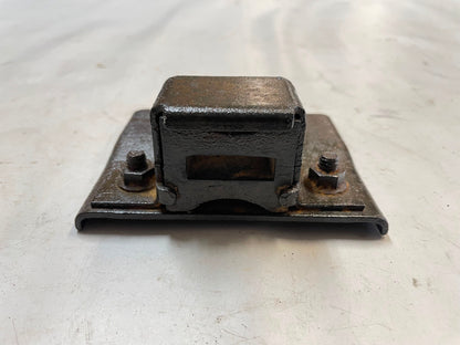 Soporte de suspensión de escape de fábrica para Jeep CJ7 AMC 