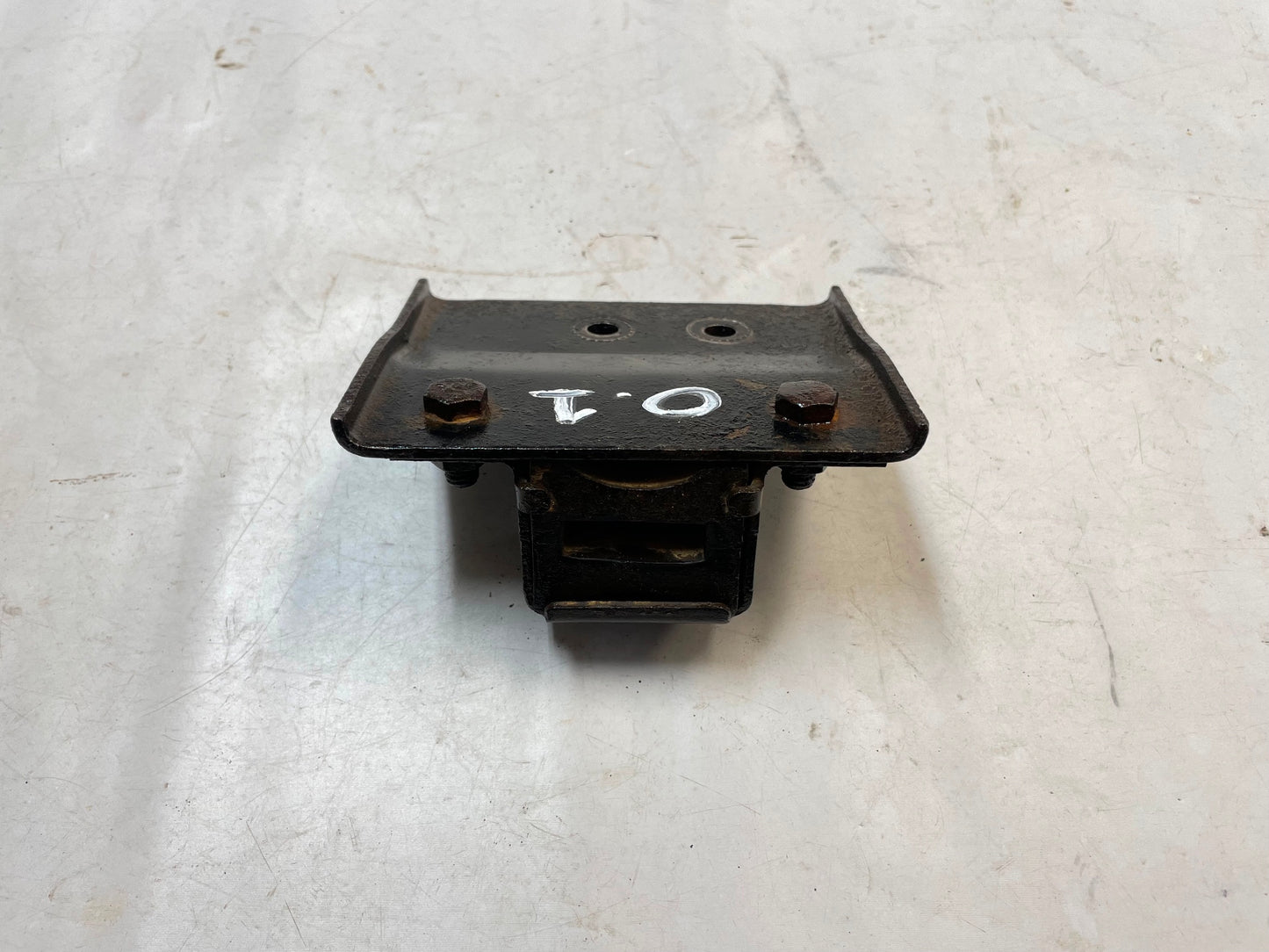 Soporte de suspensión de escape de fábrica para Jeep CJ7 AMC 