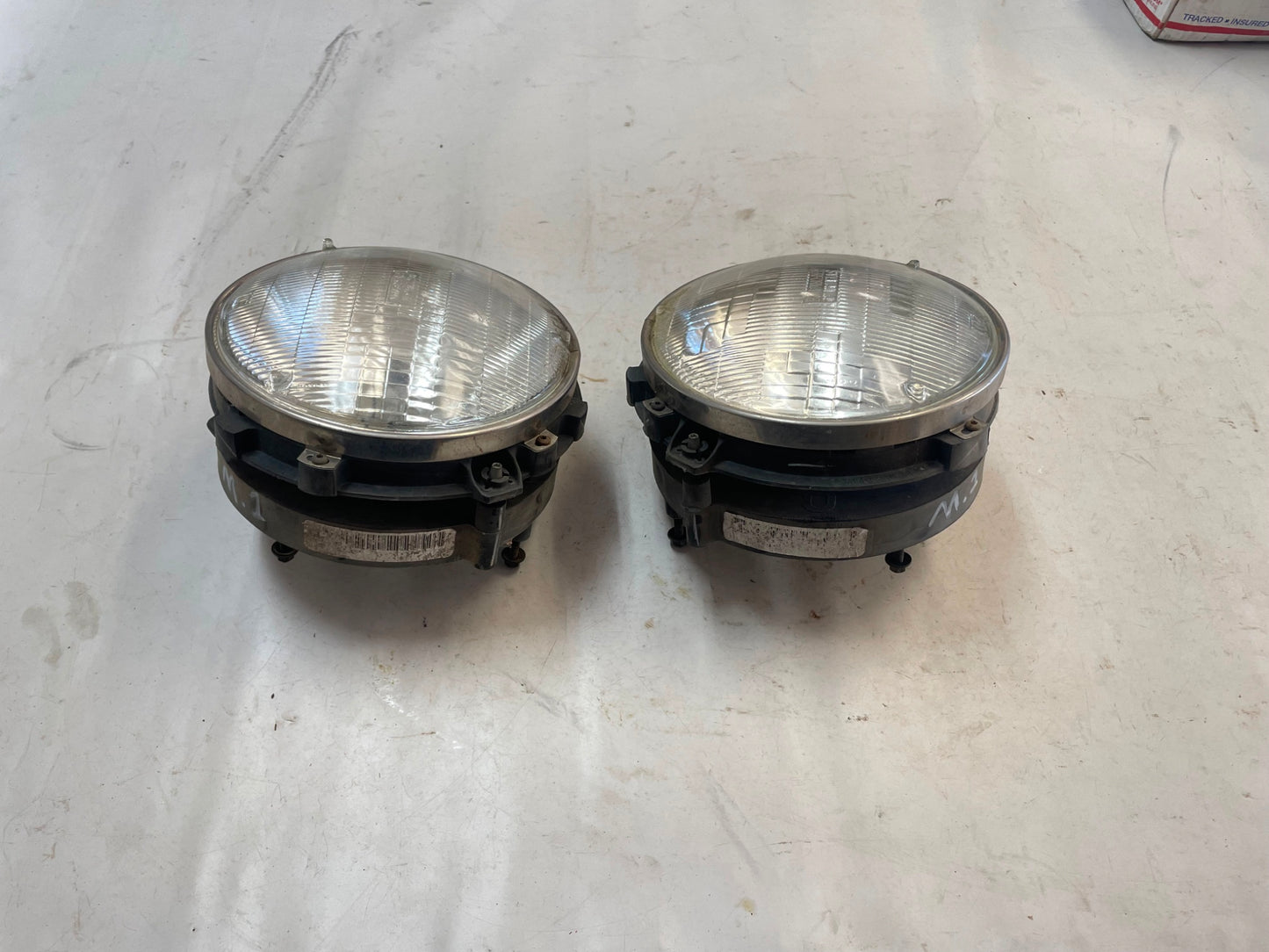 Jeep TJ Wrangler Head Light Buckets chrome retainers bulbs adjusters Left Right