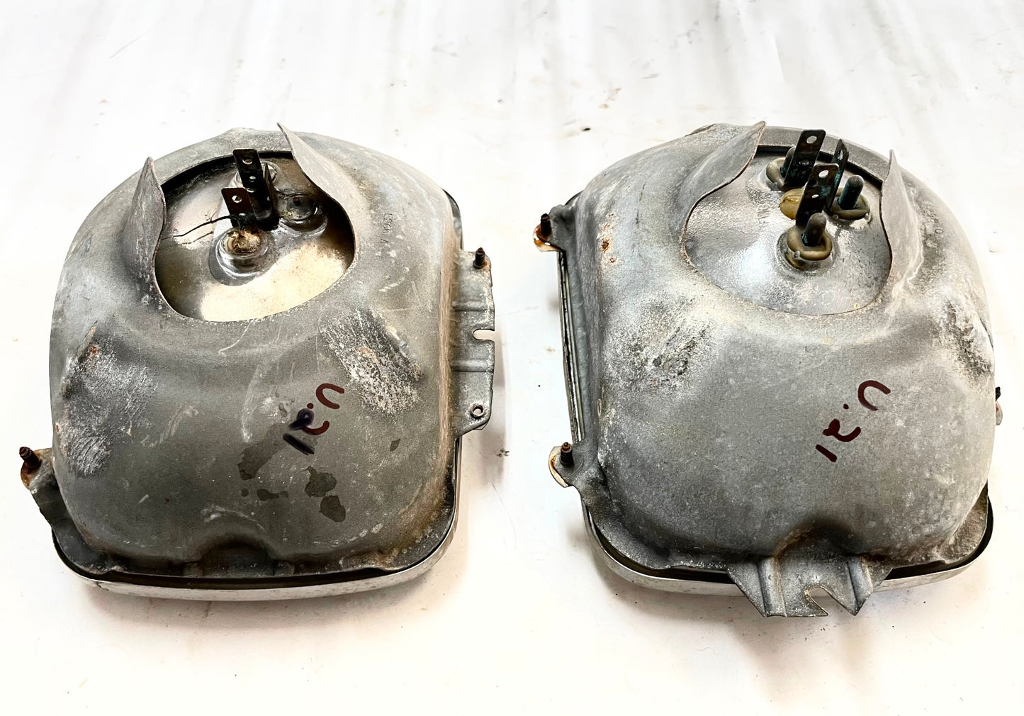 Jeep YJ Wrangler headlight buckets with chome retainer / bulbs 87-95 adjuster