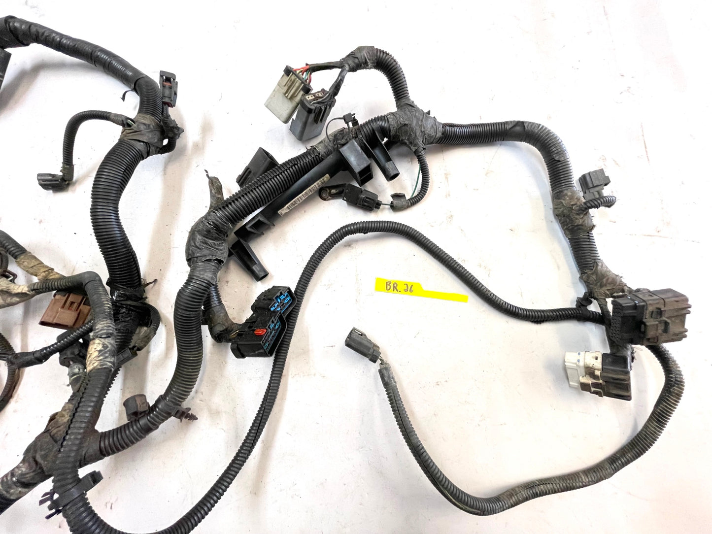 04 Jeep TJ Wrangler 2.4 Engine Wiring Harness motor wire 56048001AB
