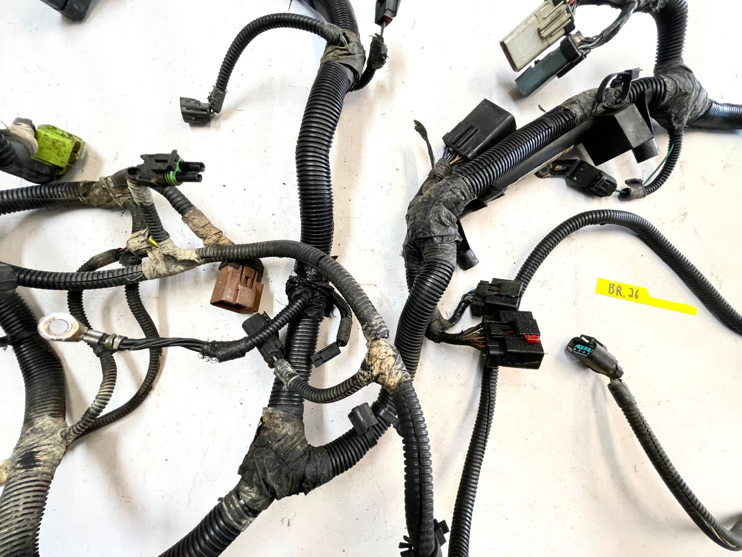 04 Jeep TJ Wrangler 2.4 Engine Wiring Harness motor wire 56048001AB