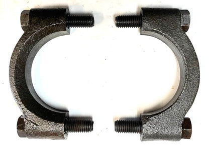 AMC 20 differential carrier bearing caps with bolts Jeep rear axle gears