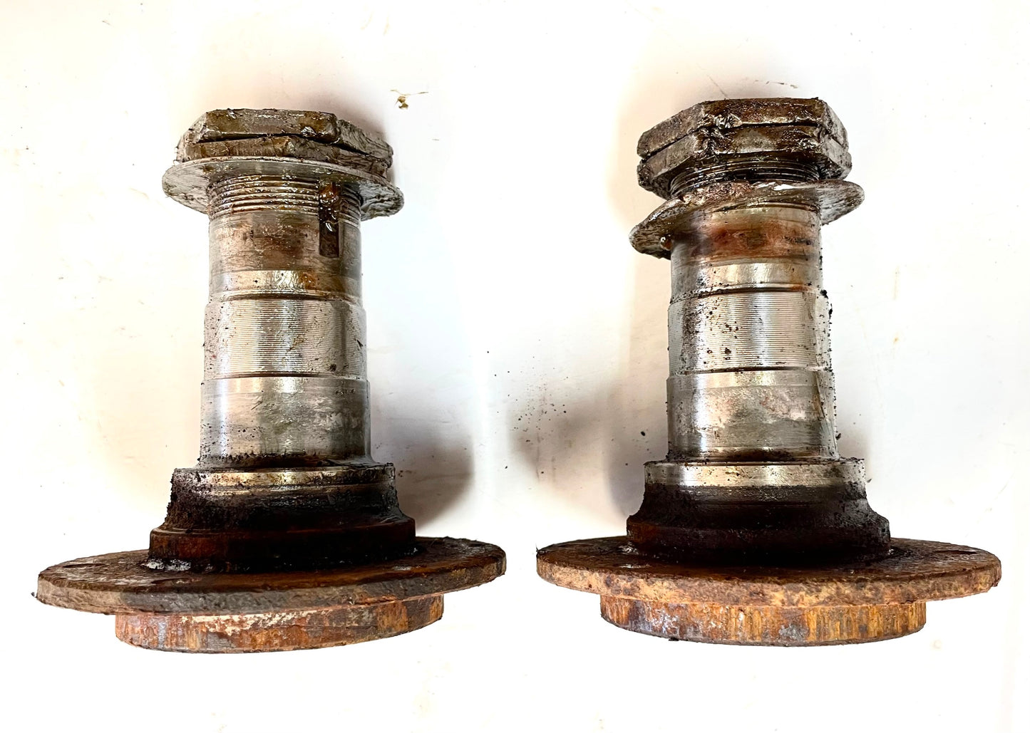 Jeep CJ Disc brake spindles 77-86 CJ5 CJ7 Dana 30 spindle FREE SHIP!