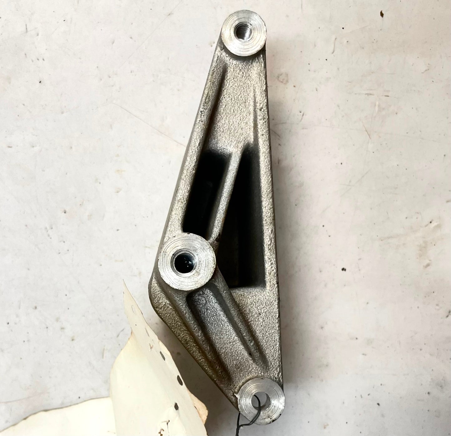 Jeep XJ idler pulley bracket fits 87-90 with no power steering 53003804