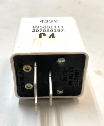 AMC JEEP NOS Horn Relay 895601111 J10 J20 New Old Stock C4