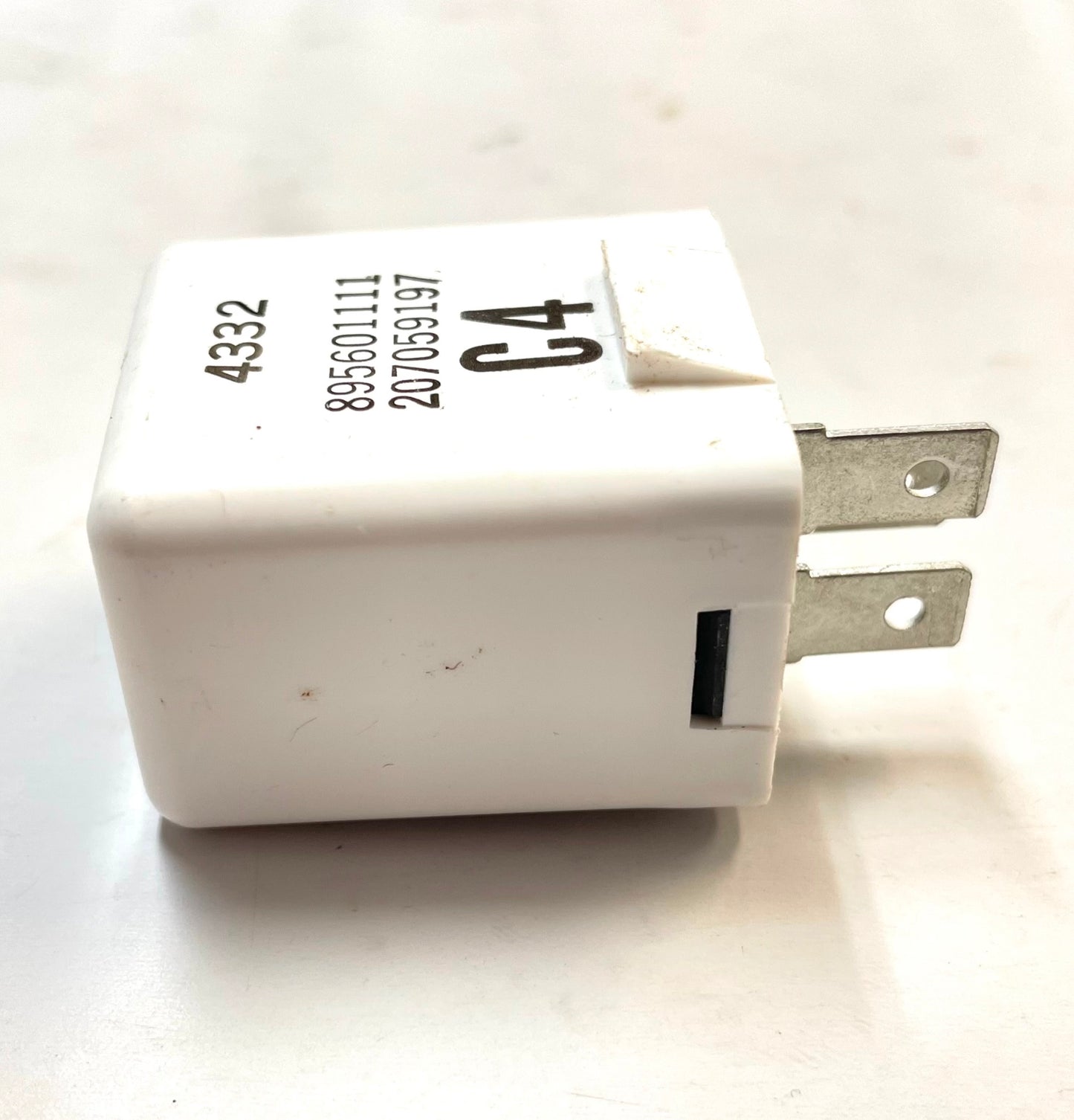 AMC JEEP NOS Horn Relay 895601111 J10 J20 New Old Stock C4