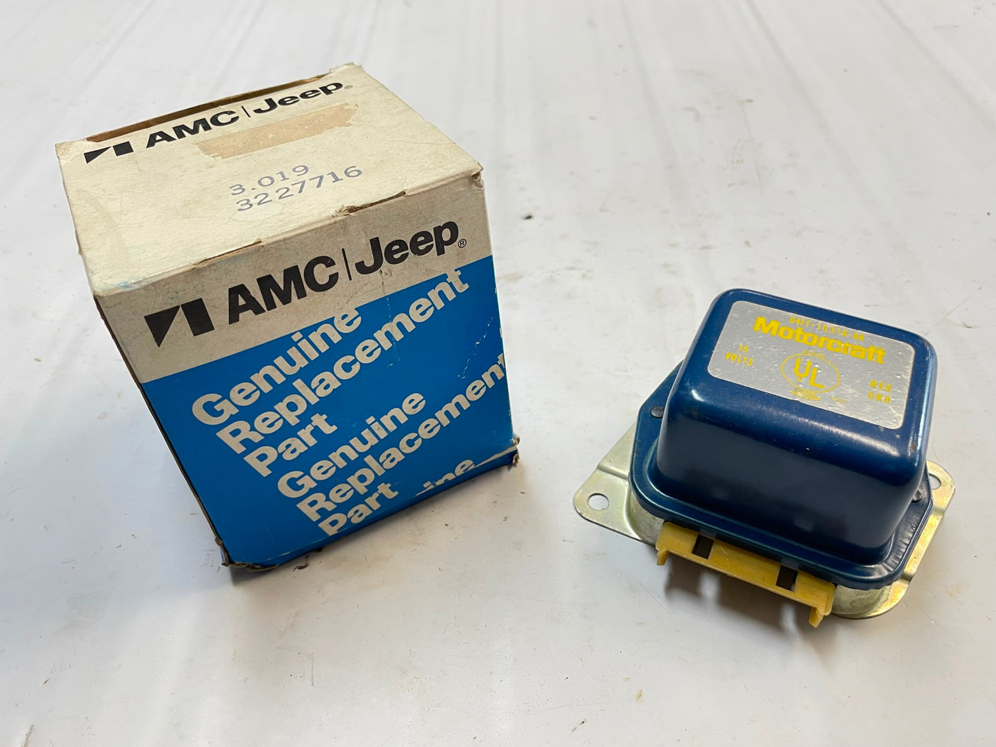 Jeep NOS voltage regulator CJ5 CJ7 Cherokee Wagoneer J10 3227716 Motorcraft