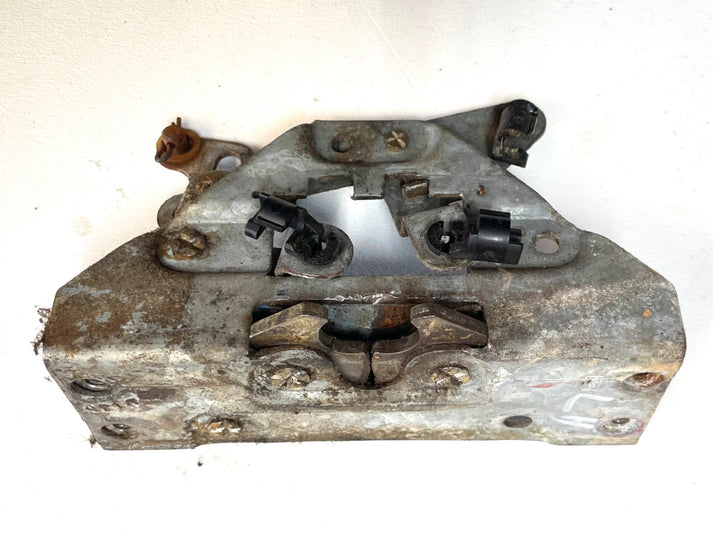 Jeep CJ7 YJ 81-91 Door Latch striker catch driver left Wrangler Full H ...