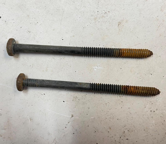 Los tornillos del bloque de fusibles del Jeep YJ Wrangler CJ5 CJ7 CJ8 aseguran el bloque de fusibles debajo del tablero