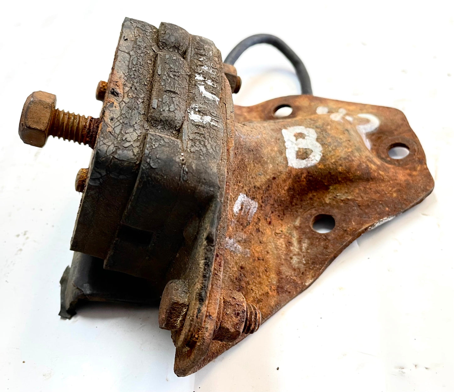 Jeep CJ 6 cylinder driver motor mount 4.2 258 232ci CJ5 CJ7 CJ8 AMC engine side